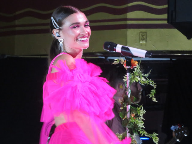 MisterWives pumps out pure, bouncy pop at Webster Hall - The Village Sun